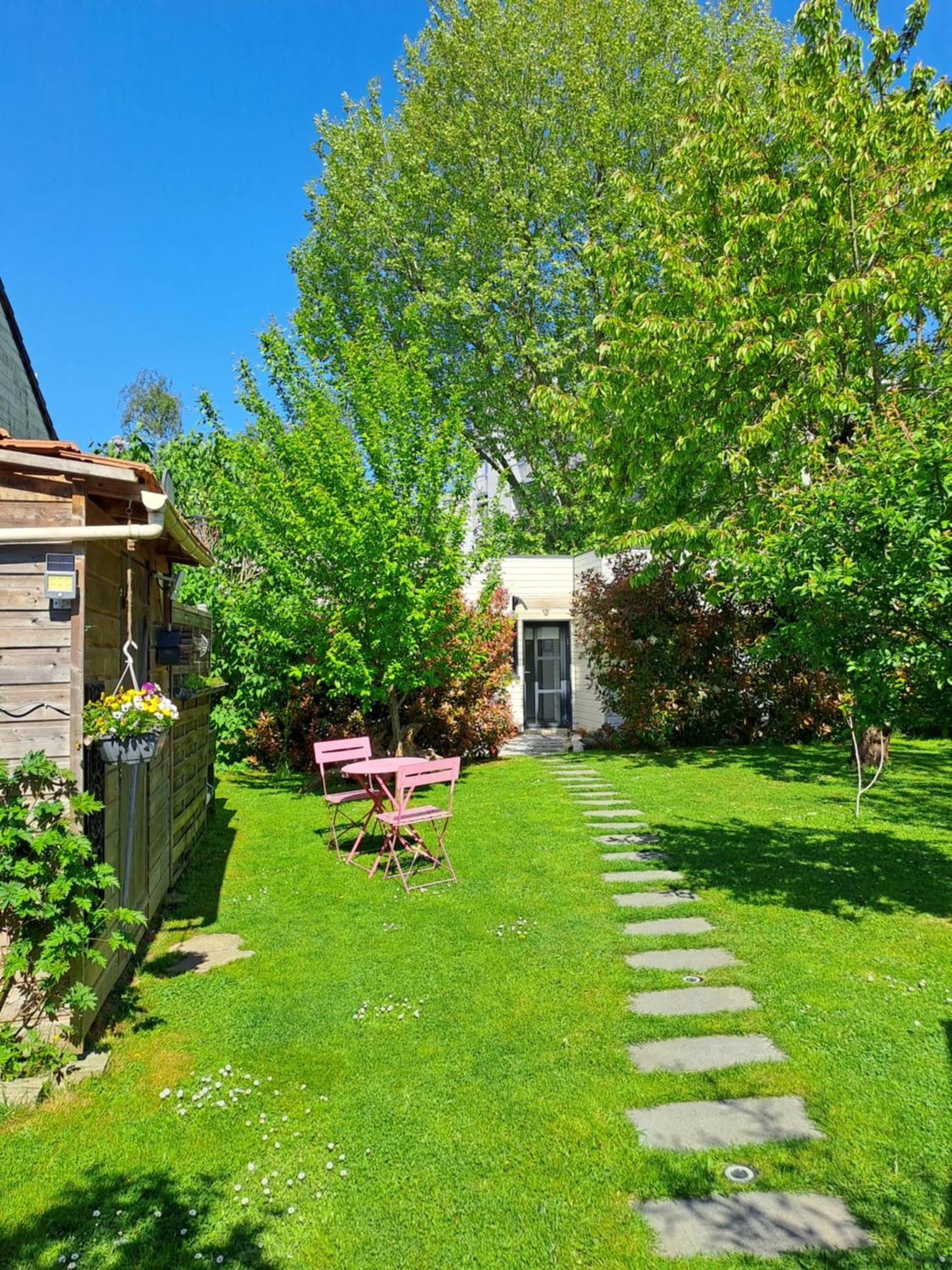 Gites Les Lucioles Mont-Saint-Aignan Esterno foto